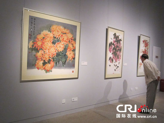 庆回归十五周年 澳门美术家作品展在国家博物馆开幕