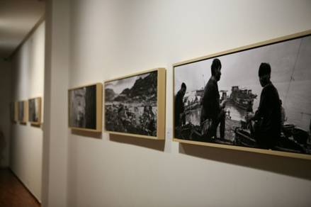 成都当代美术馆举办《漫游世界》、《长江》主题展
