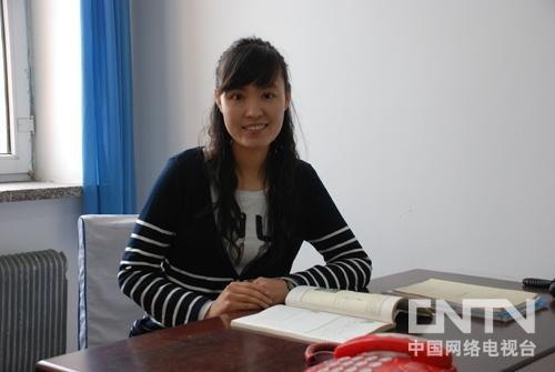 最美女教师张丽莉获全国“五一劳动奖章”称号