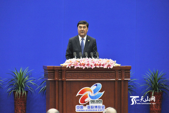 温家宝出席第二届中国亚欧博览会暨中国—亚欧经济发展合作论坛开幕式