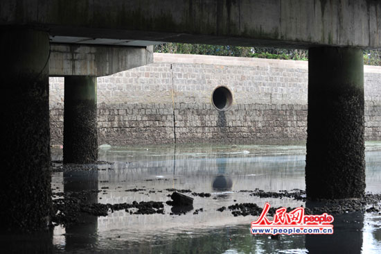 中国城市水涝困扰持续存在 下水道难题从何破解？