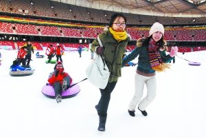 北京迎入冬以来最冷周末 便衣警察执法脚被冻麻