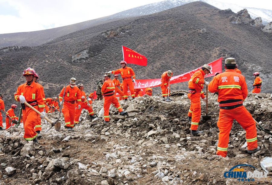 2000余人参与西藏滑坡灾害搜救 尚未发现生命迹象