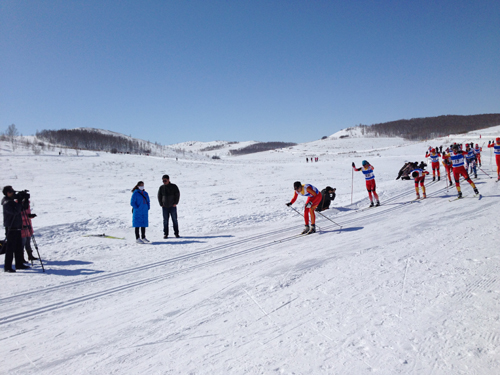 冰雪承载的梦想——内蒙古牙克石越野滑雪冠军赛开幕