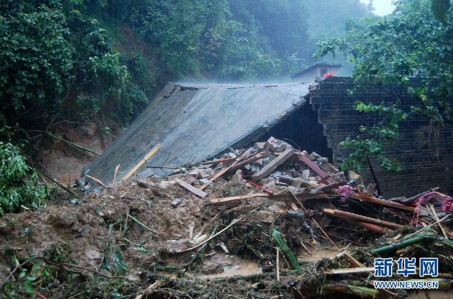 强降雨袭击广西博白10乡镇6万多人受灾