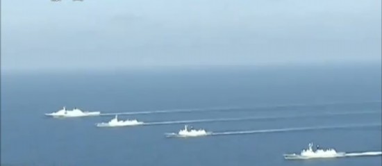 我国海军三大舰队齐集南海举行大规模联合演习