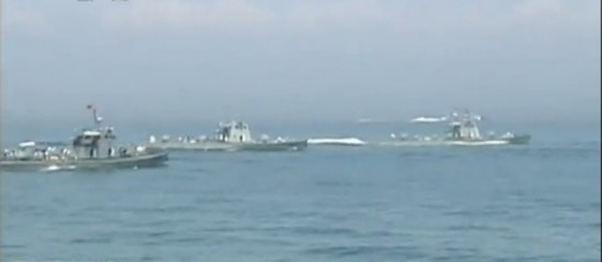 我国海军三大舰队齐集南海举行大规模联合演习