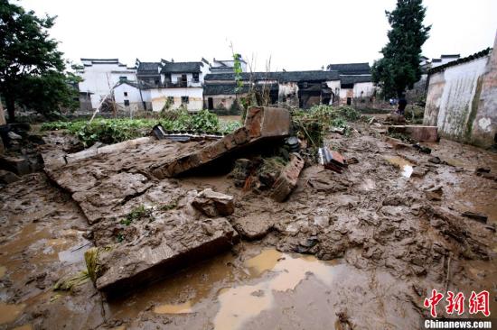 六月份暴雨已致中国79人遇难千万人受灾
