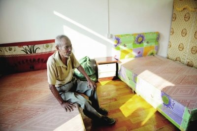 残疾老人遭养老院弃两回 流浪32年