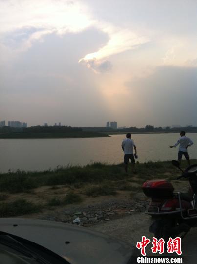 郑州湖泊一日溺亡2人 管理部门回应:无权执法(图)