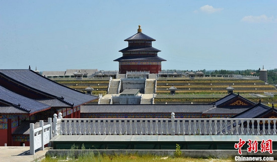 武汉豪华墓地引发争议 专家称须遏制“厚葬风气”