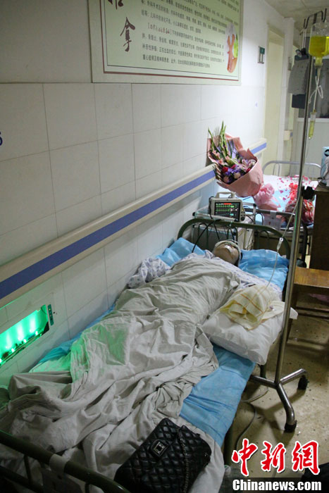 湖南一男患者持刀砍伤三护士