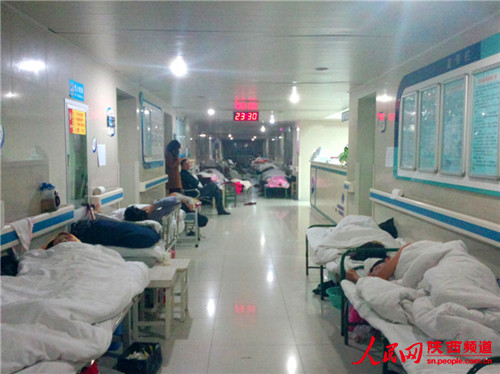 陕西汉中两护士勇斗持刀歹徒:“90”后邻家女孩的青春担当