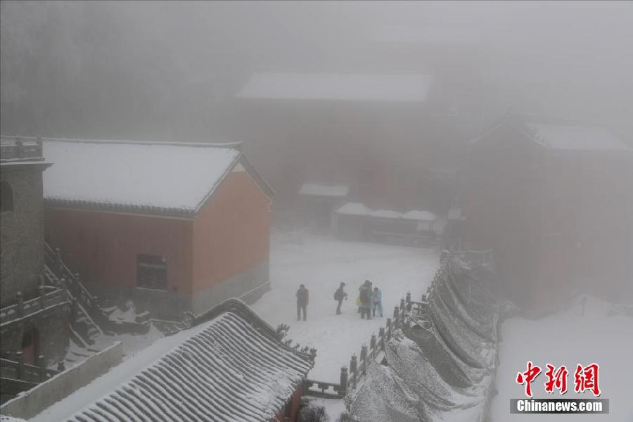 全国多地迎来2014年第一场降雪