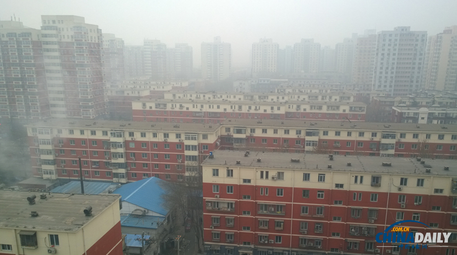 春运首日北京遭遇雾霾天