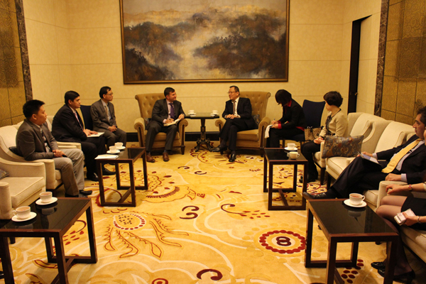 第四届中国—亚欧博览会推介圆桌会议在京召开