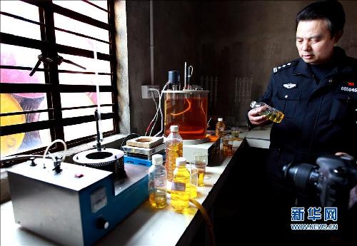 上海警方破获特大制售假冒品牌润滑油案