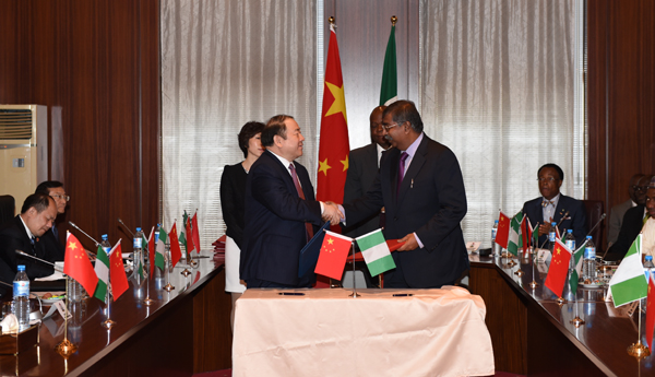 中国重汽大力拓展非洲市场 签订1亿美元重卡组装大单