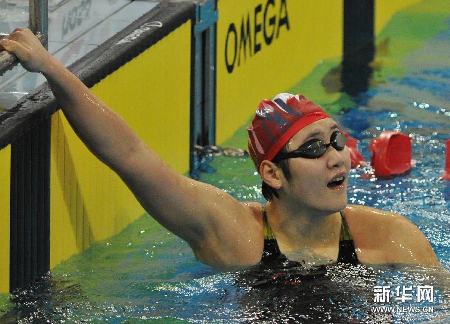 游泳冠军赛：叶诗文获400米个人混合泳冠军[组图]