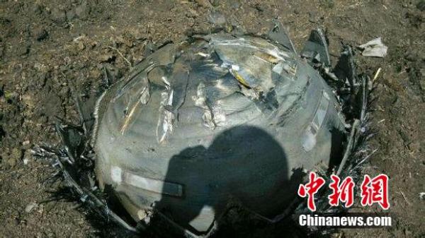 目击者称黑龙江不明物体坠落后冒出蘑菇云般浓烟