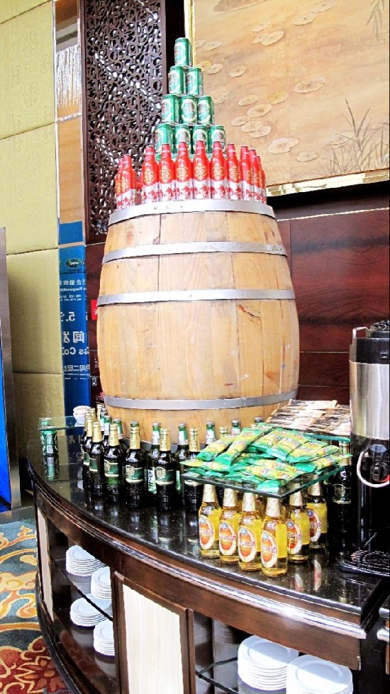 青岛啤酒成为2014 APEC贸易部长会议“迎宾使者”