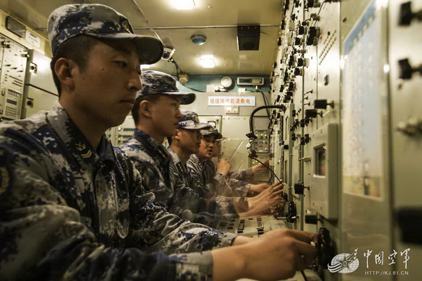 解放军公布S-300远程防空导弹发射全过程