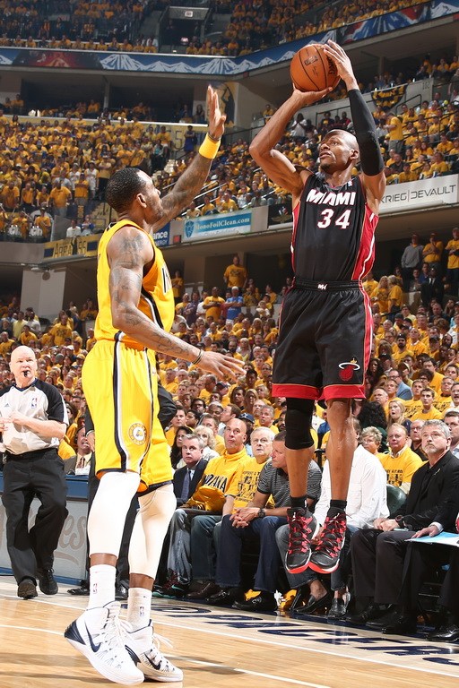 NBA东部决赛：步行者 83-87 热火