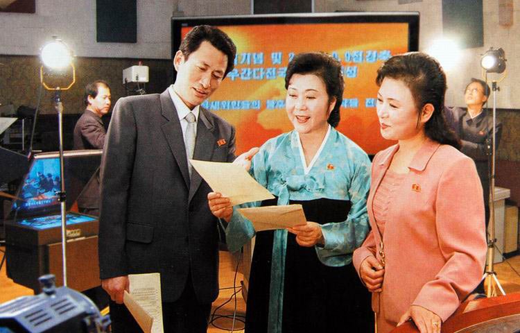 盘点风情万种体育女主播[组图]