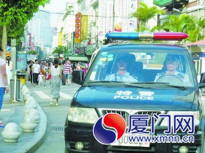 厦门全面提升治安防控等级 6种警力联勤荷枪实弹巡逻