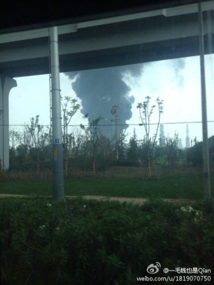 南京扬子石化厂区爆炸 目前火势基本扑灭