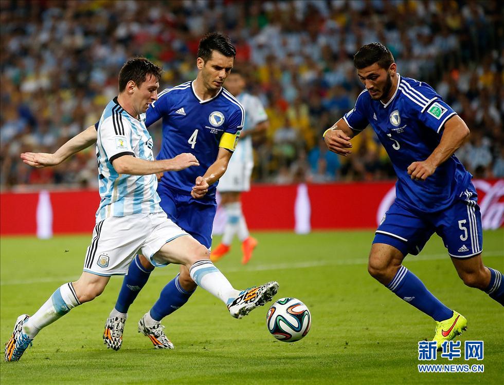 梅西打破8年世界杯进球荒 阿根廷2:1力克波黑