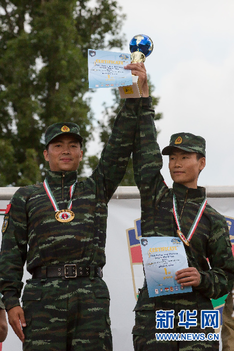 中国狙击手在军警狙击手世界杯赛夺三项冠军