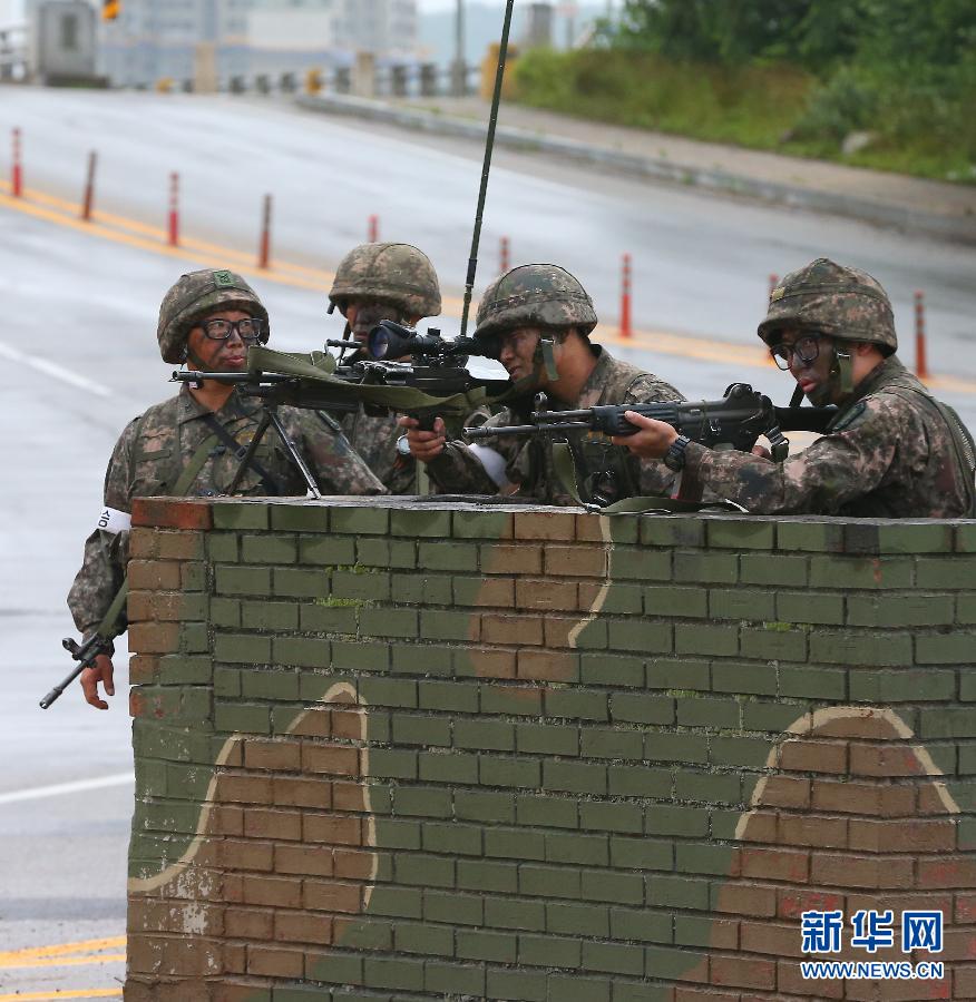 韩军发现枪击事件肇事者 双方开枪对峙一人受伤