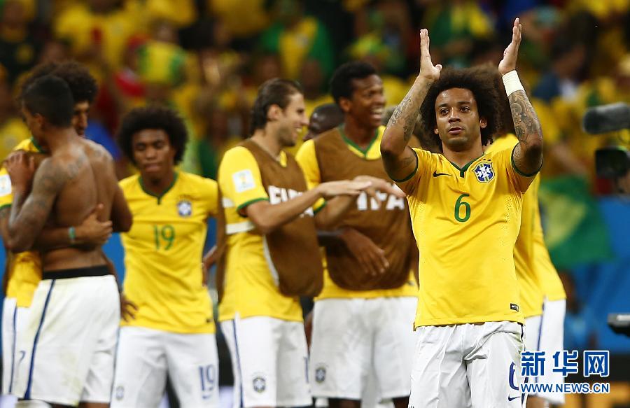 内马尔两球巴西胜喀麦隆夺小组头名 淘汰赛对阵智利