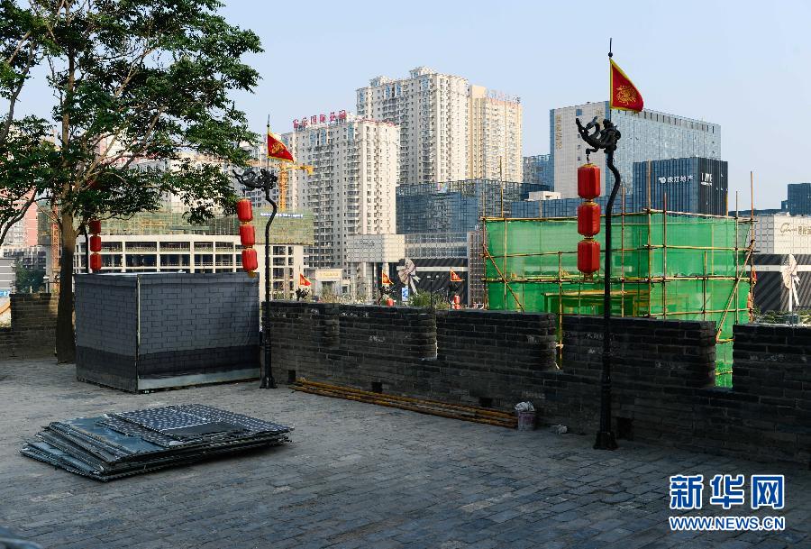西安600年明城墙修建电梯引质疑