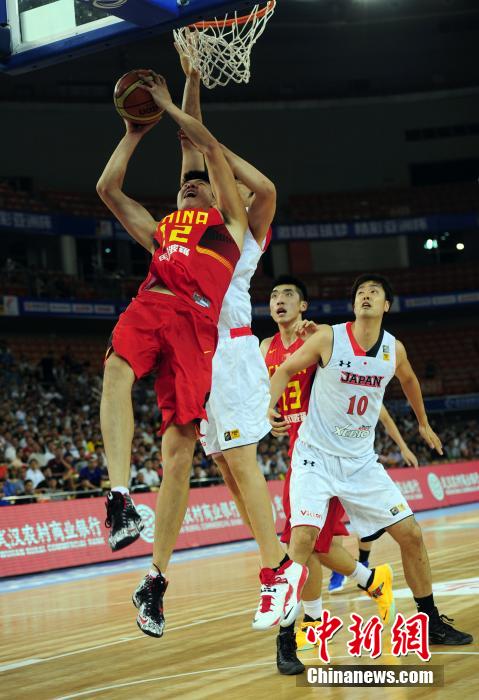 男篮亚洲杯中国胜日本 位列小组第一晋级