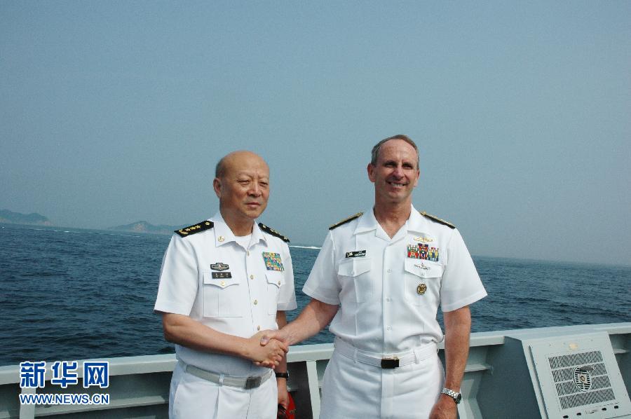 美国海军作战部长参访北海舰队