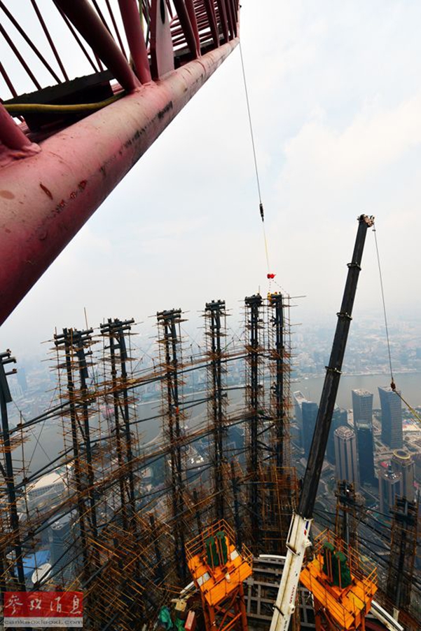上海中心登顶632米