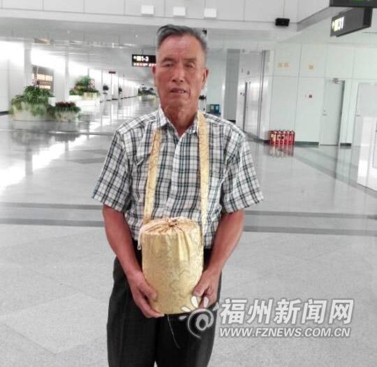 福州男子被抓到台湾当兵 62年后儿将其骨灰带回