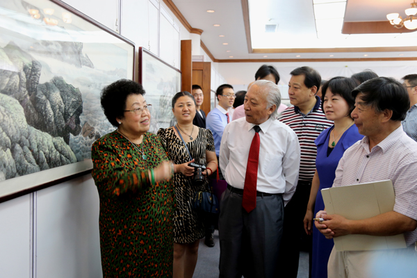 《紫气如海——宋明远中国海洋画作品展》在中国紫檀博物馆举行