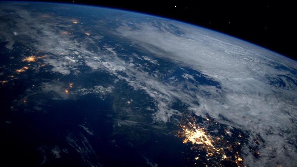 国际空间站宇航员推特分享北京夜景
