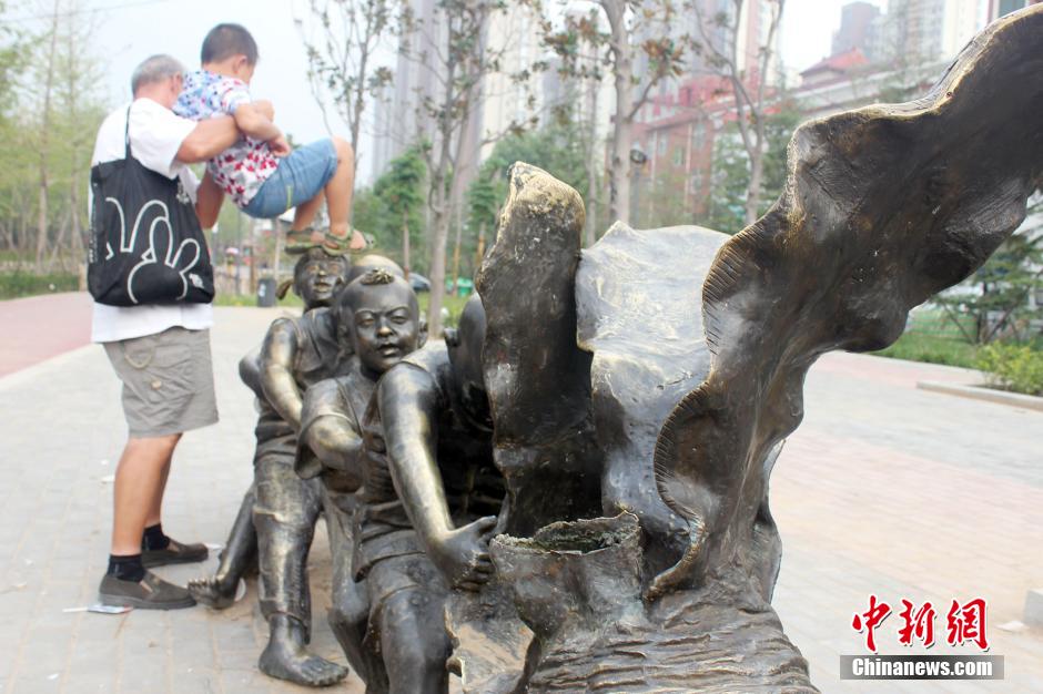 郑州生态廊道雕塑盗损严重 市民盼加强保护
