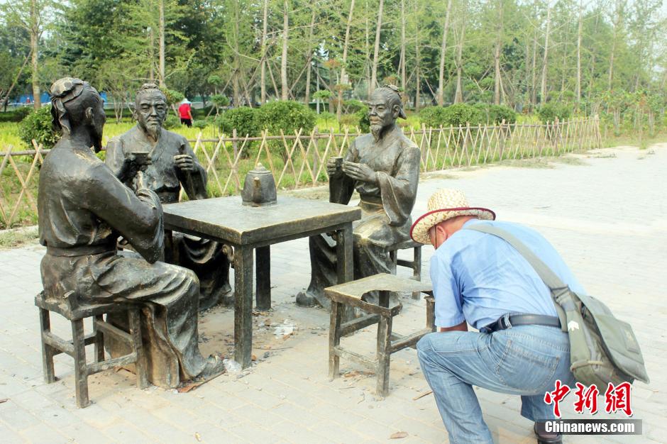 郑州生态廊道雕塑盗损严重 市民盼加强保护