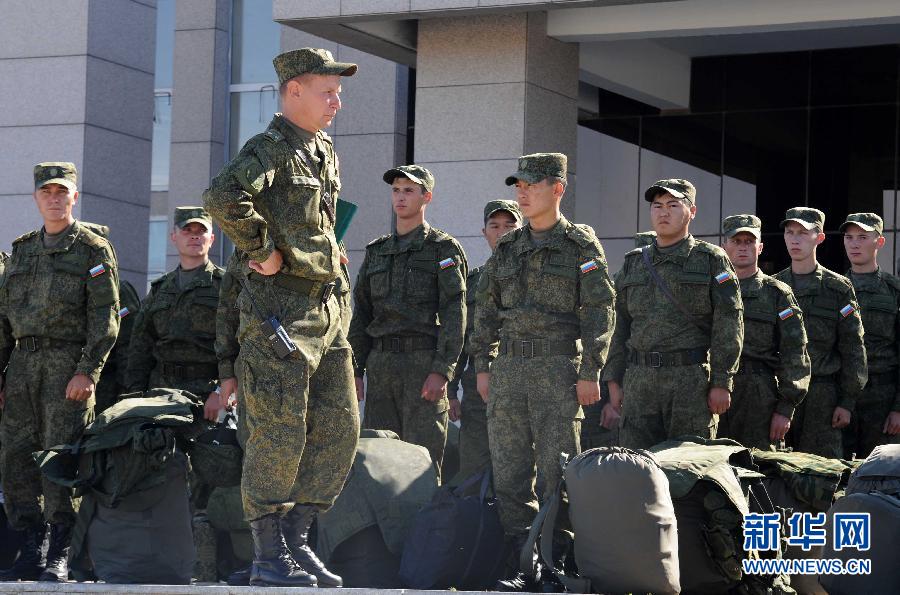 “和平使命—2014”：俄罗斯参演实兵部队第一梯队到达朱日和训练基地