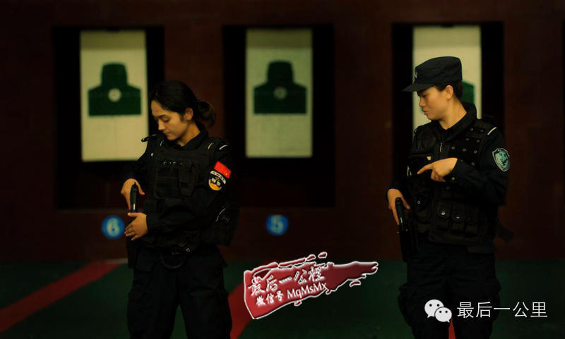 走近新疆喀什公安局双枪美女特警