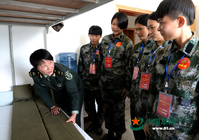 10名高学历女新兵自愿到西藏军区卫国戍边