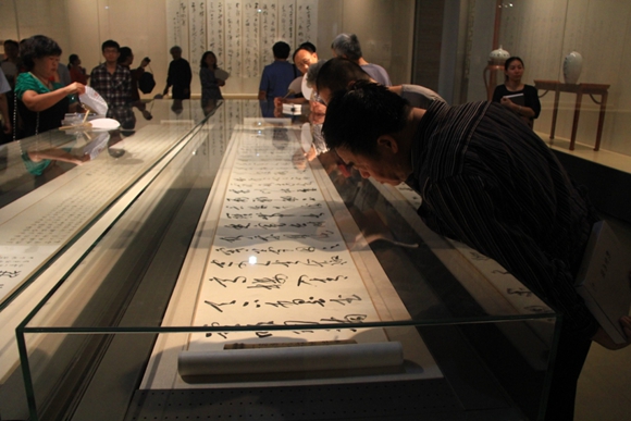 《敷坐而乐——朱永灵书法艺术展》在山东博物馆开幕