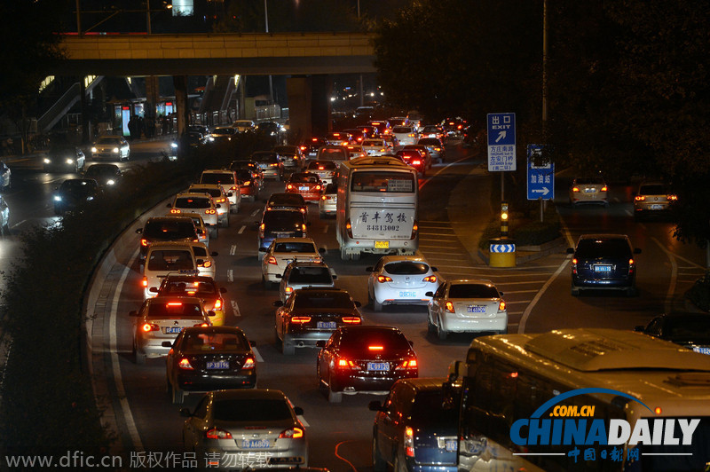 北京28日工作日不限行 晚高峰看“车河”或成为9月最堵一天