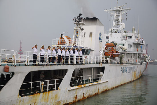 海南开展2014年南海海域例行巡航 “保障航行安全，保护海洋环境”