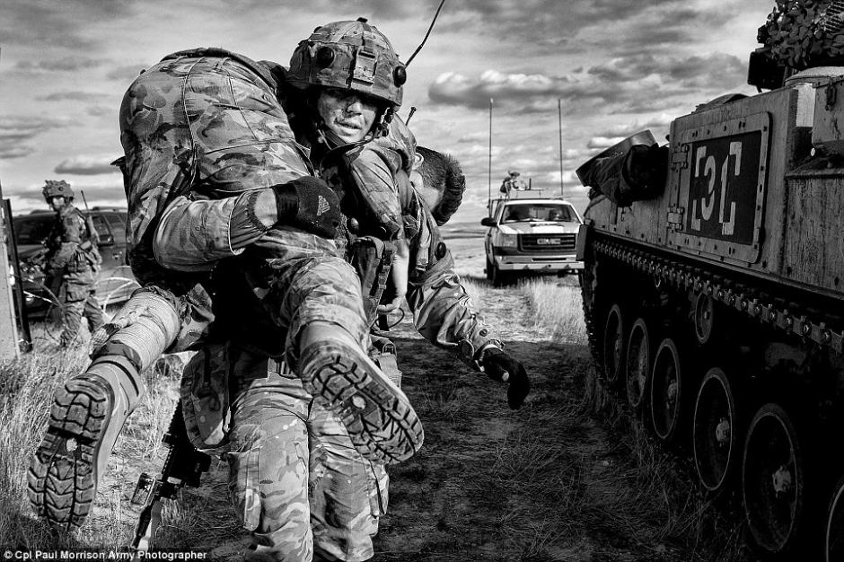 2014年度英国陆军摄影大赛获奖作品赏析